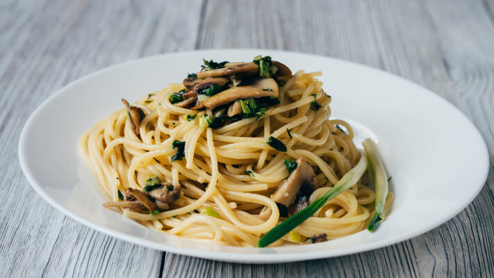 Nudeln mit Pilzen / Pasta Funghi - Nudeln mit Pilzen / Pasta Funghi
